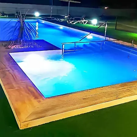 En Chiclana Con Terraza Y Piscina Comunitaria Cerca De La Playa * Conil De La Frontera